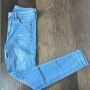 American Eagle Outfitters Women's Light Blue Skinny Jeans